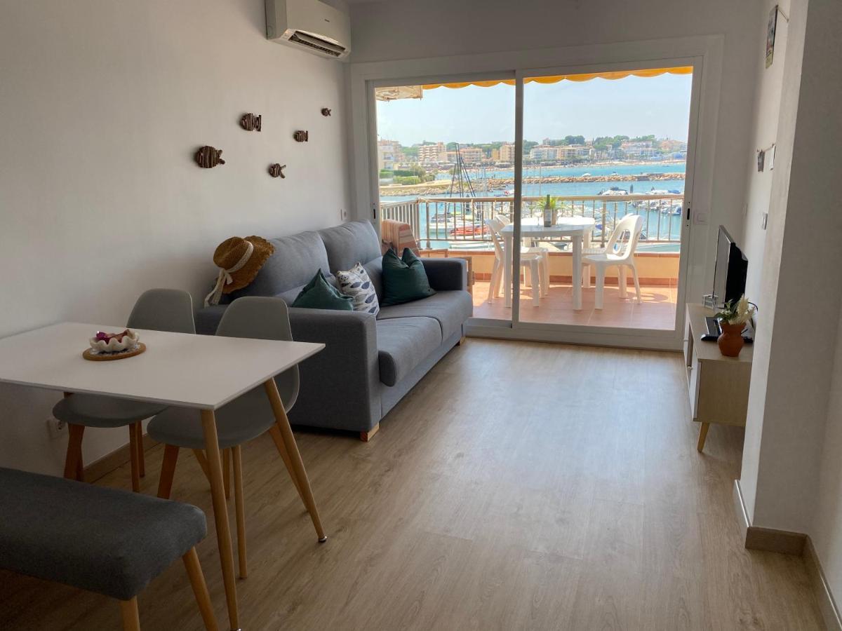 Apartamento en primera línea de mar L' Escala Exterior foto