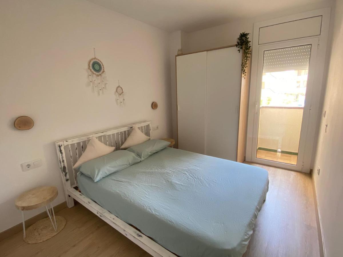 Apartamento en primera línea de mar L' Escala Exterior foto
