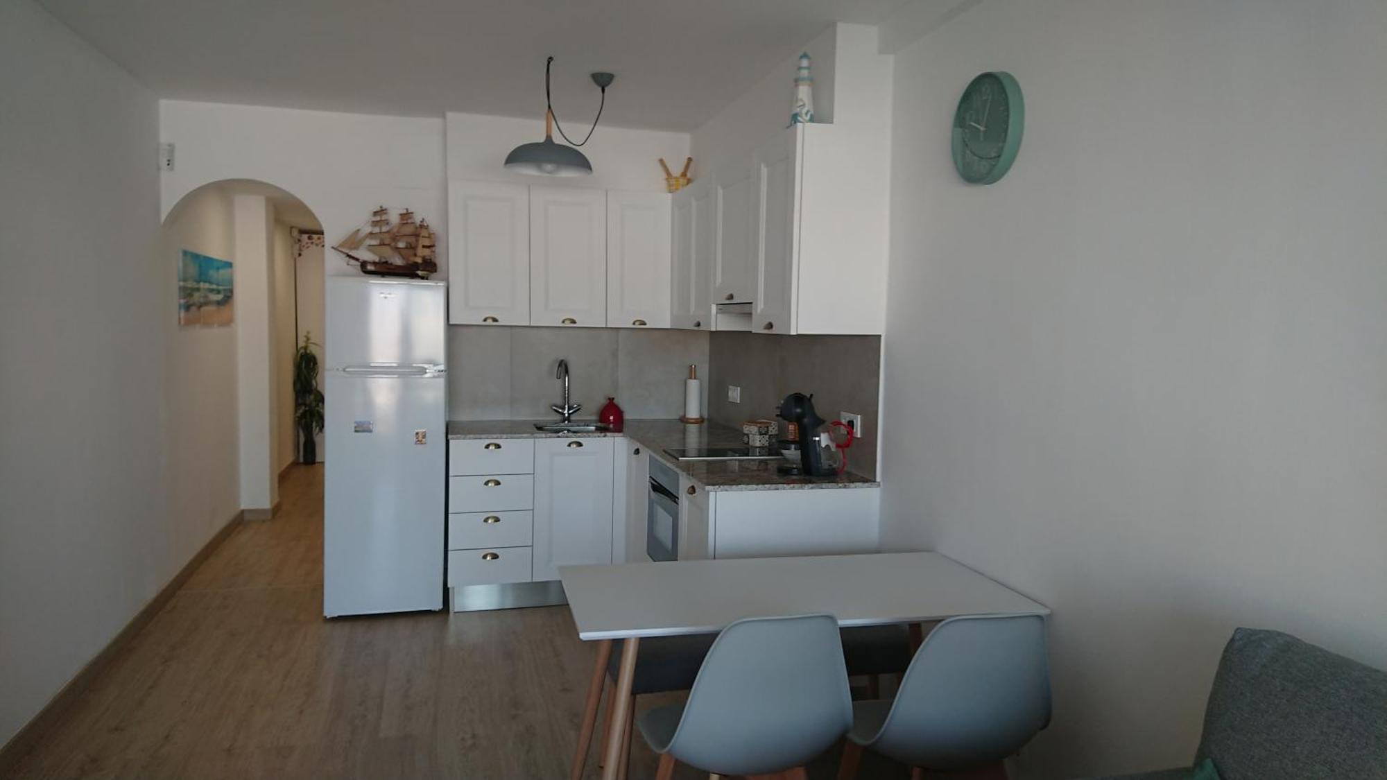 Apartamento en primera línea de mar L' Escala Habitación foto